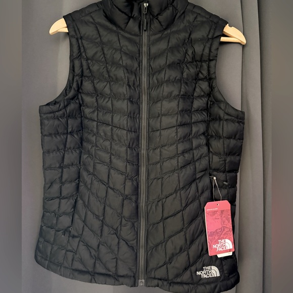 The North Face® Women's ThermoBall™ Trekker Vest - Picture 1 of 4